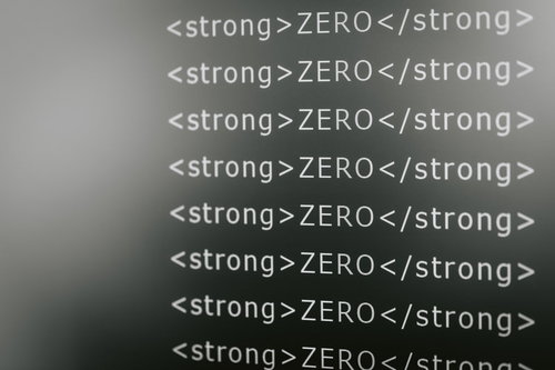 中毒性の高いstrongタグ