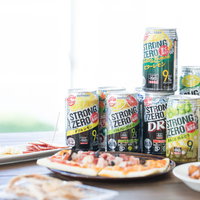 ストロングゼロなどの缶チューハイとつまみ類の写真