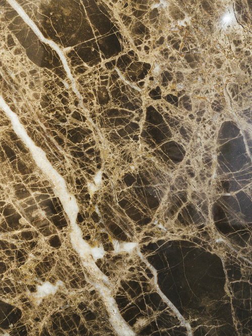 無数の筋が走る茶色の大理石タイル（テクスチャー）