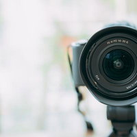 ソニー FE4/PZ 16-35G の標準ズームレンズの写真