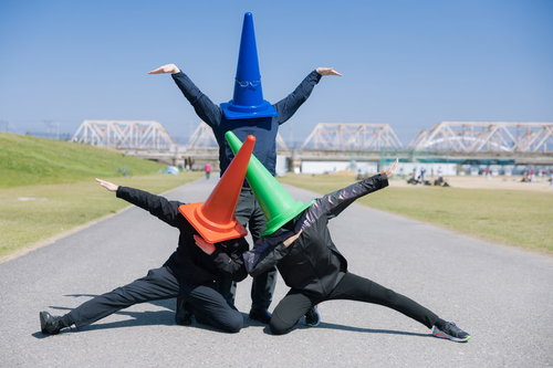 オレたちが三角コーンマン！（効果音）