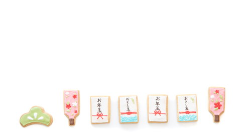 羽子板とお年玉をモチーフにしたアイシングクッキー