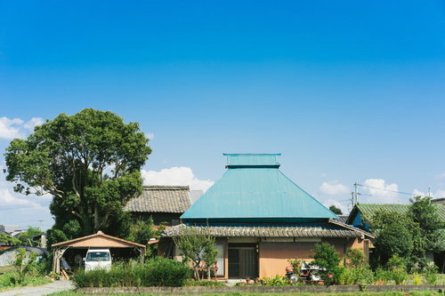 大刀洗のひだまり工房、緑色の屋根を持つ古民家