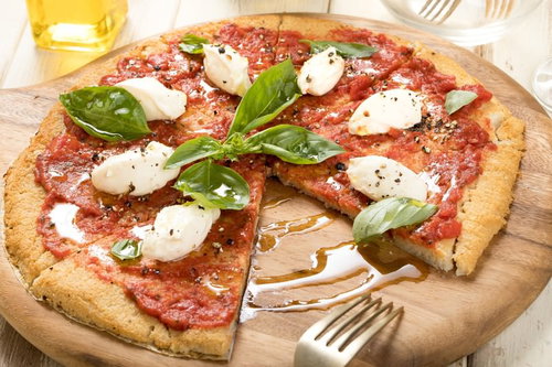 生地にカリフラワーが使われているグルテンフリーピザ