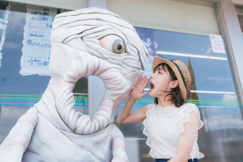 耳が遠い様子の妖怪「一反もめん」