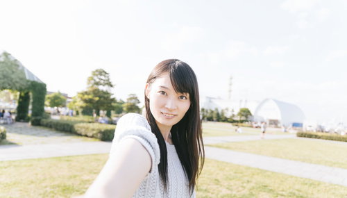 彼女「こっちへおいでよ！」