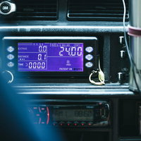 香港で乗車したタクシーメーターのデジタル表示の写真