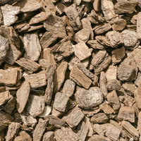 不揃いのバークチップのテクスチャー表現と園芸用マルチング材の写真