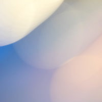 室内で撮った光のボケ背景の写真