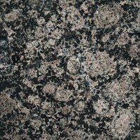 グレー系石材タイルの表面テクスチャーと自然な風合いの写真