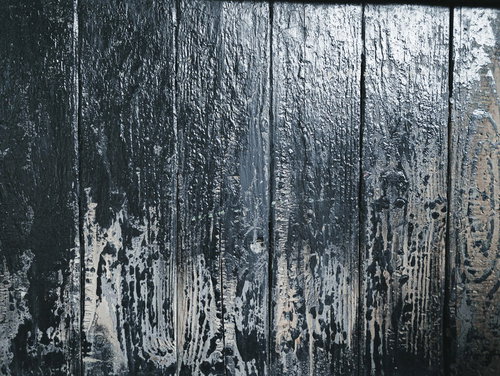 表面が剥げて白っぽく変色したフローリング（テクスチャー）