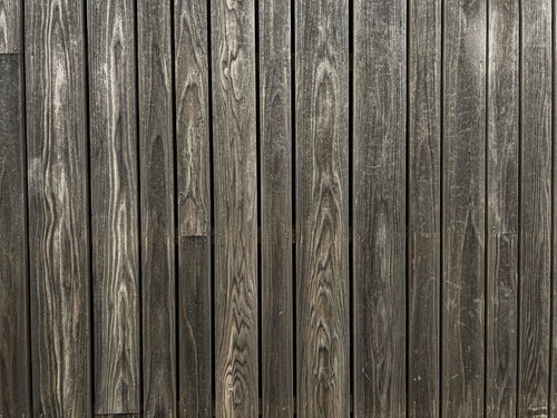 年季の入った木製柵の木目テクスチャー