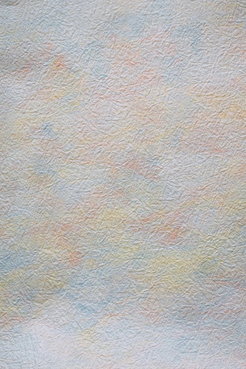 シワとまだら模様が入った和紙のテクスチャー