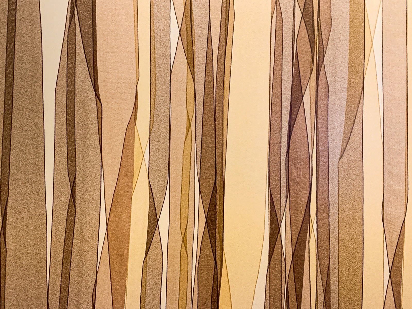 異なる色合いの木材を縦に並べたストライプ模様のテクスチャー