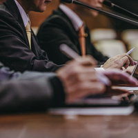 世代を超えてデジタル化に取り組む津山市議会議員の議論の写真