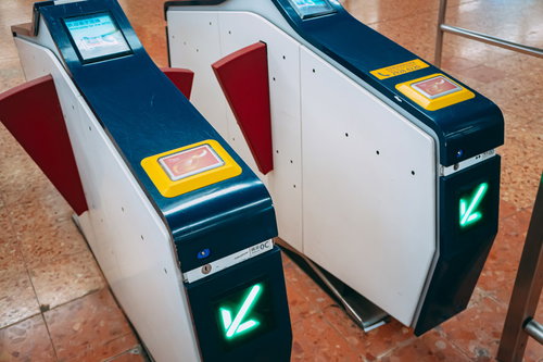 世界で初めてFelicaが導入された香港の地下鉄の自動改札機