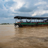 メコン川を渡ってボートで到着する船着き場の写真