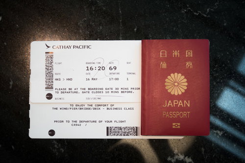 ビジネスクラスで海外行ってきます キャセイパシフィックの搭乗券