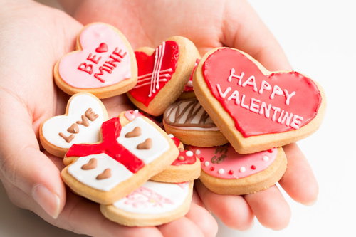 手のひらいっぱいのハートクッキー、バレンタインデーのギフト