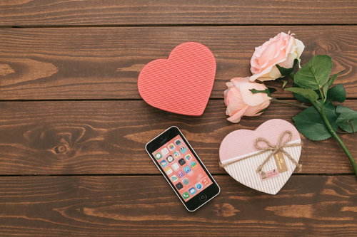 SNSで告白してカップル誕生！ハート型のバレンタイン