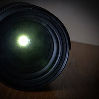 レンズ内結露を後ろからの光で照らして撮影の写真