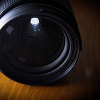 結露した痕がレンズ内に残るカメラレンズ→この後修理の写真