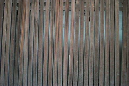 目隠し板のテクスチャー、木目と縦方向に並ぶ板