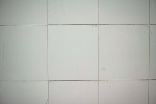 グレーの大きいサイズのタイル壁（テキスチャー）