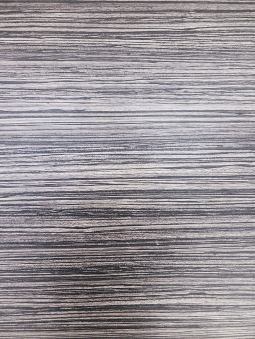 細かい横線模様が規則的に並ぶグレーのテクスチャー