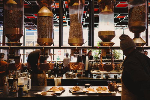 ニューヨークのスターバックスでのコーヒーブレイク