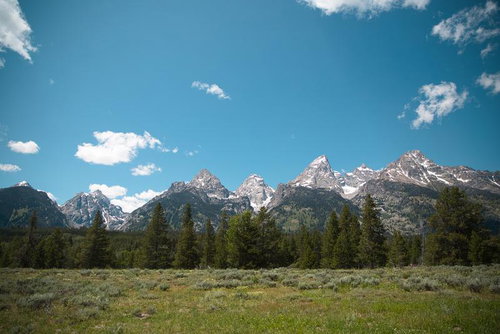 グランドティトン国立公園のティトン山脈の全景