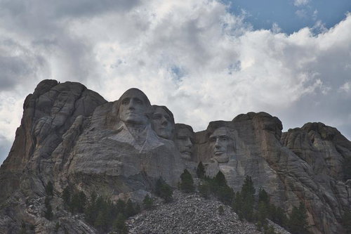 マウント・ラッシュモアの4人の大統領彫刻