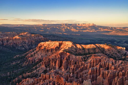 サンセット時のブライスキャニオン国立公園の峡谷