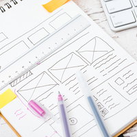 Webデザインのワイヤーフレーム手書きの写真