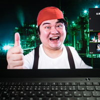頼っていいッスよね、赤い帽子の男性がサムズアップの写真