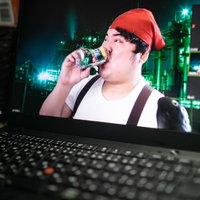 コスプレ好きな上司とリモート飲み会がはじまったの写真