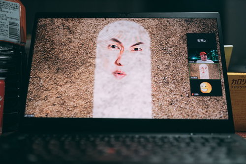 当たり付きアイスバーから当たりなのかよくわからないのが出てきた。