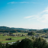 農村景観の春（岐阜県恵那市岩村町富田地区）の写真