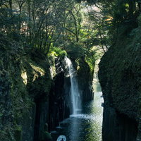 真名井の滝に向かうボート（宮崎県高千穂町）の写真